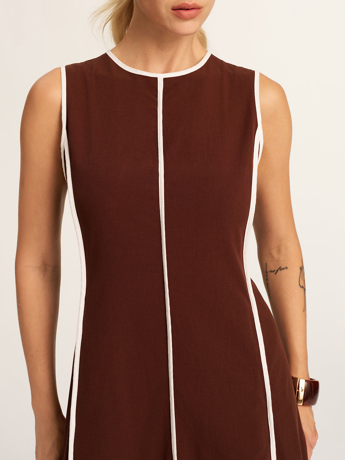 Contrast Piping A-Line Maxi Dress